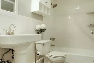 256 W 21st St, New York City, NY 10011 - Photo 51