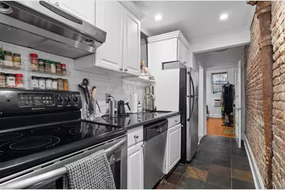 256 W 21st Street #G1, New York City, NY 10011 - Photo 25