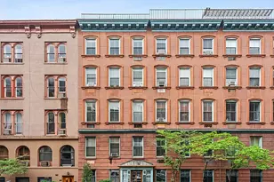 256 W 21st St, New York City, NY 10011 - Photo 25