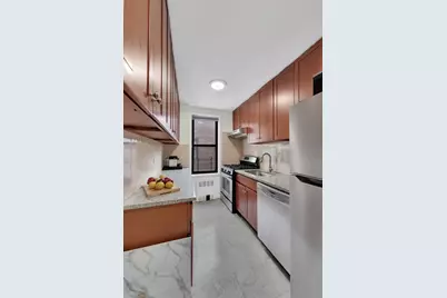 9040 Fort Hamilton Parkway #6E, Brooklyn, NY 11209 - Photo 3