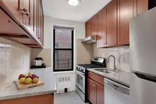 9040 Fort Hamilton Pkwy, Brooklyn, NY 11209 - Photo 3