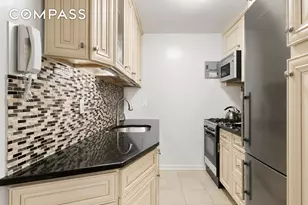 201 E 21st St, New York, NY 10010 - Photo 3