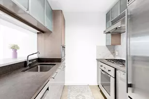 200 Chambers St, New York City, NY 10007 - Photo 3