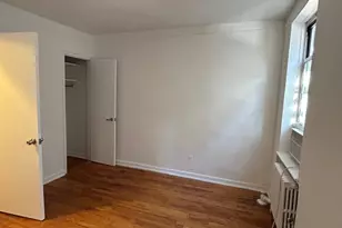 1752 1st Ave, New York, NY 10128 - Photo 3