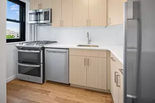 201 Clinton Ave, New York City, NY 11205 - Photo 3