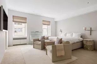 950 Fifth Ave, New York City, NY 10075 - Photo 17