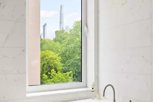 950 Fifth Ave, New York City, NY 10075 - Photo 15