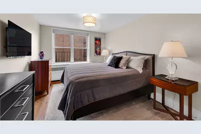 350 Bleecker Street #4VW, New York City, NY 10014 - Photo 17