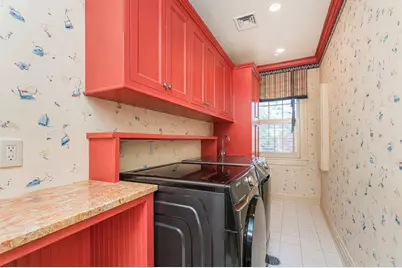 125 Benedict Road, New York City, NY 10304 - Photo 31