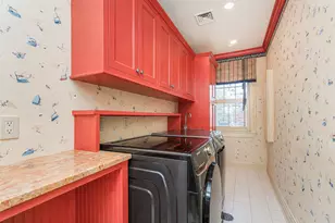 125 Benedict Rd, New York City, NY 10304 - Photo 31