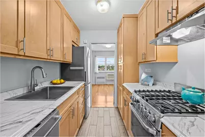 3030 Johnson Avenue #5A, New York City, NY 10463 - Photo 7