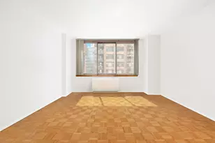 235 E 40th St, New York City, NY 10016 - Photo 5