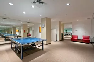 235 E 40th St, New York City, NY 10016 - Photo 15