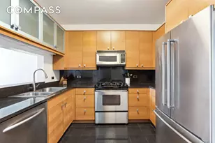 120 Riverside Blvd, New York, NY 10069 - Photo 3
