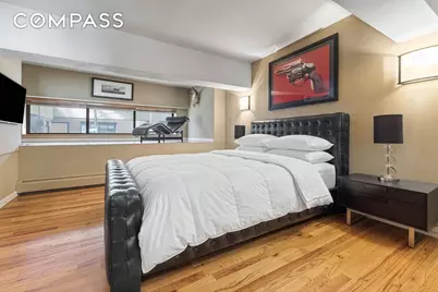130 Barrow Street #302, New York, NY 10014 - Photo 5
