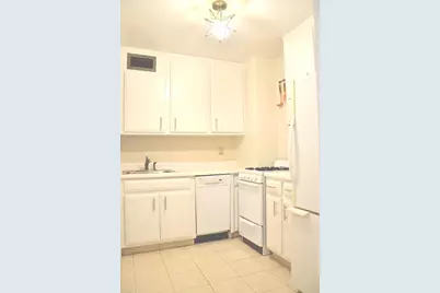 305 E 24th Street #5-S, New York City, NY 10010 - Photo 5