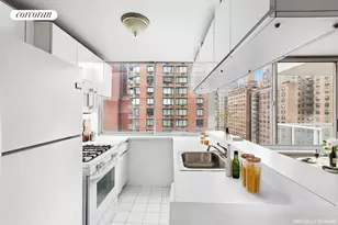 404 E 79th St, New York City, NY 10075 - Photo 3