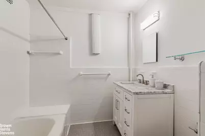 525 W 235th Street #4D, New York City, NY 10463 - Photo 13