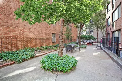 200 E 36th Street #2-C, New York City, NY 10016 - Photo 11