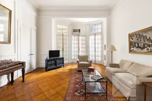 205 W 57th St, New York City, NY 10019 - Photo 3