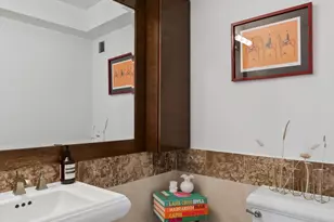 235 E 55th St, New York, NY 10022 - Photo 9
