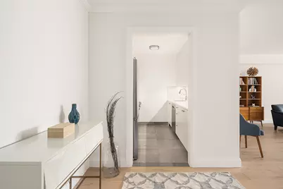 166 E 63rd Street #5E, New York City, NY 10065 - Photo 3