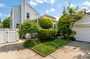 46-35 190th St, Flushing, NY 11358 - Photo 5