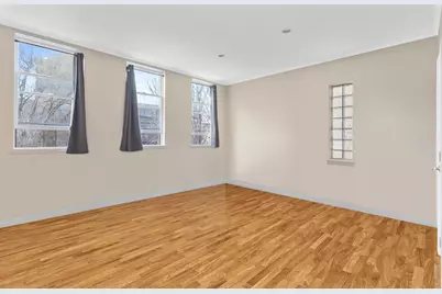 31-30 14th Street, New York City, NY 11106 - Photo 13