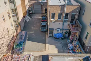 31-30 14th St, New York City, NY 11106 - Photo 7