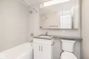 3333 Henry Hudson Pkwy, Bronx, NY 10463 - Photo 7