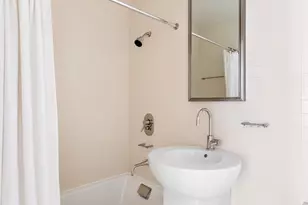 27 N Moore St, New York, NY 10013 - Photo 15