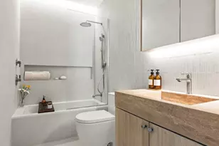 174 Eagle St, New York City, NY 11222 - Photo 9