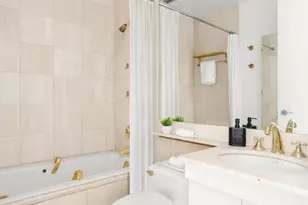 250 W 89th St, New York City, NY 10024 - Photo 5
