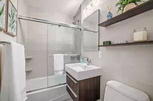 360 W 22nd St, New York City, NY 10011 - Photo 7