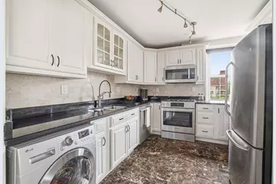 360 W 22nd Street #8M, New York City, NY 10011 - Photo 3