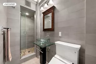 65 E 76th St, New York City, NY 10021 - Photo 7