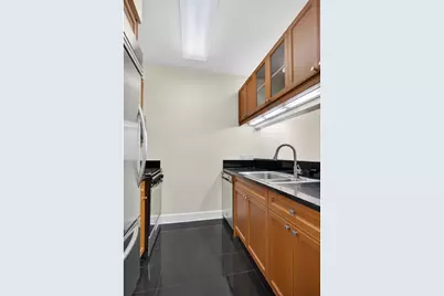220 Riverside Boulevard #3R, New York, NY 10069 - Photo 3