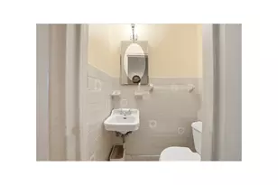 4425 Richardson Ave, New York City, NY 10470 - Photo 17