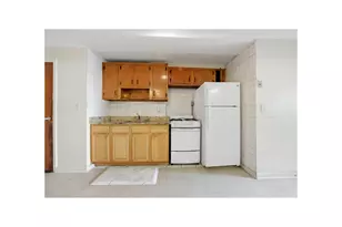 4425 Richardson Ave, New York City, NY 10470 - Photo 19