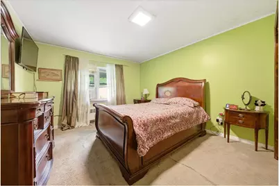 4425 Richardson Avenue, New York City, NY 10470 - Photo 9