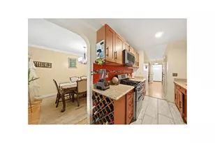 4425 Richardson Ave, New York City, NY 10470 - Photo 5