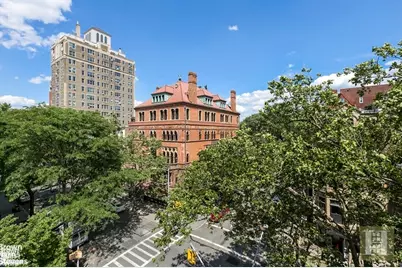 28 8th Avenue, New York City, NY 11217 - Photo 7
