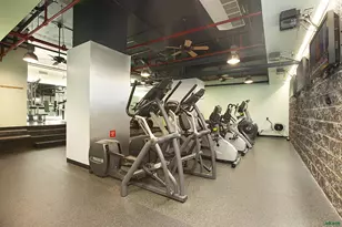 300 E 74th St, New York City, NY 10021 - Photo 17