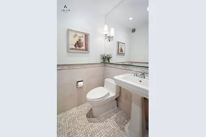 300 E 74th Street #2E, New York City, NY 10021 - Photo 9