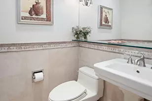 300 E 74th St, New York City, NY 10021 - Photo 9