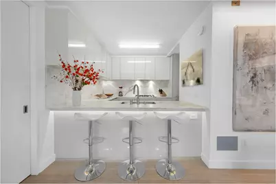 322 W 57th Street #51M1, New York City, NY 10019 - Photo 9