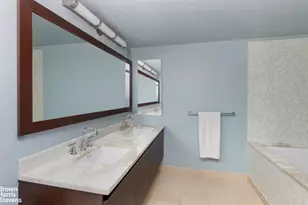 350 W 53rd St, New York City, NY 10019 - Photo 7