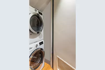 350 W 53rd Street #THG, New York, NY 10019 - Photo 11
