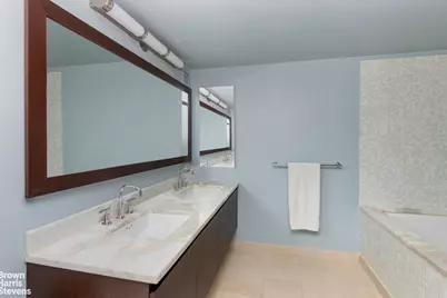 350 W 53rd Street #THG, New York, NY 10019 - Photo 7