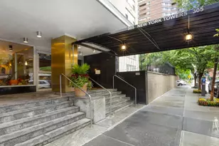 305 E 24th St, New York City, NY 10010 - Photo 17